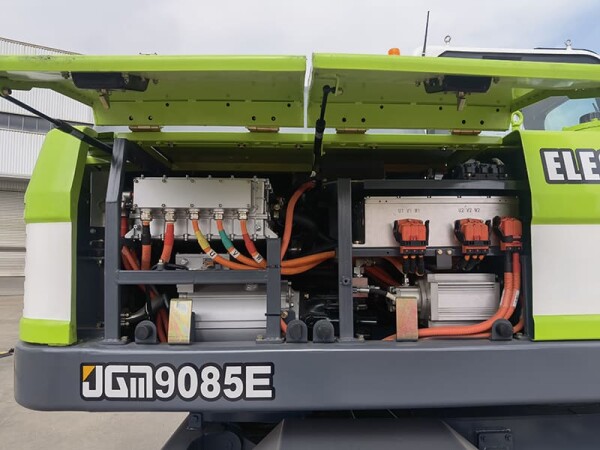 Electric Wheel Excavator Battery Operated Excavators Electric Diggers JGM9085E